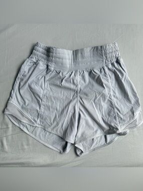 lululemon athletica Light Gray Hotty Hot Running Shorts Size 4